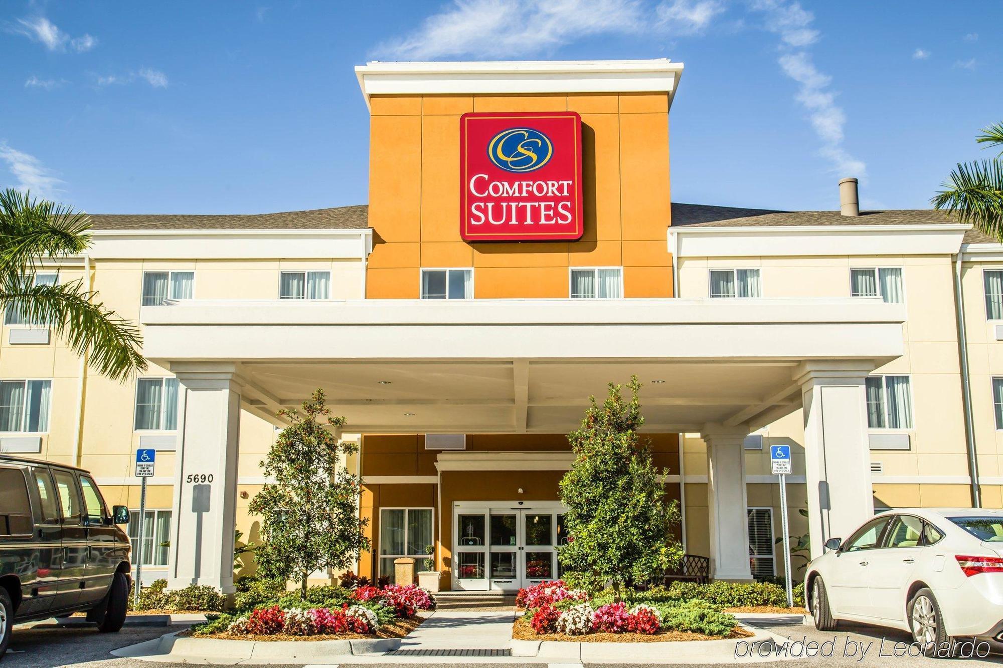 Comfort Suites Sarasota-Siesta Key Vamo Екстериор снимка
