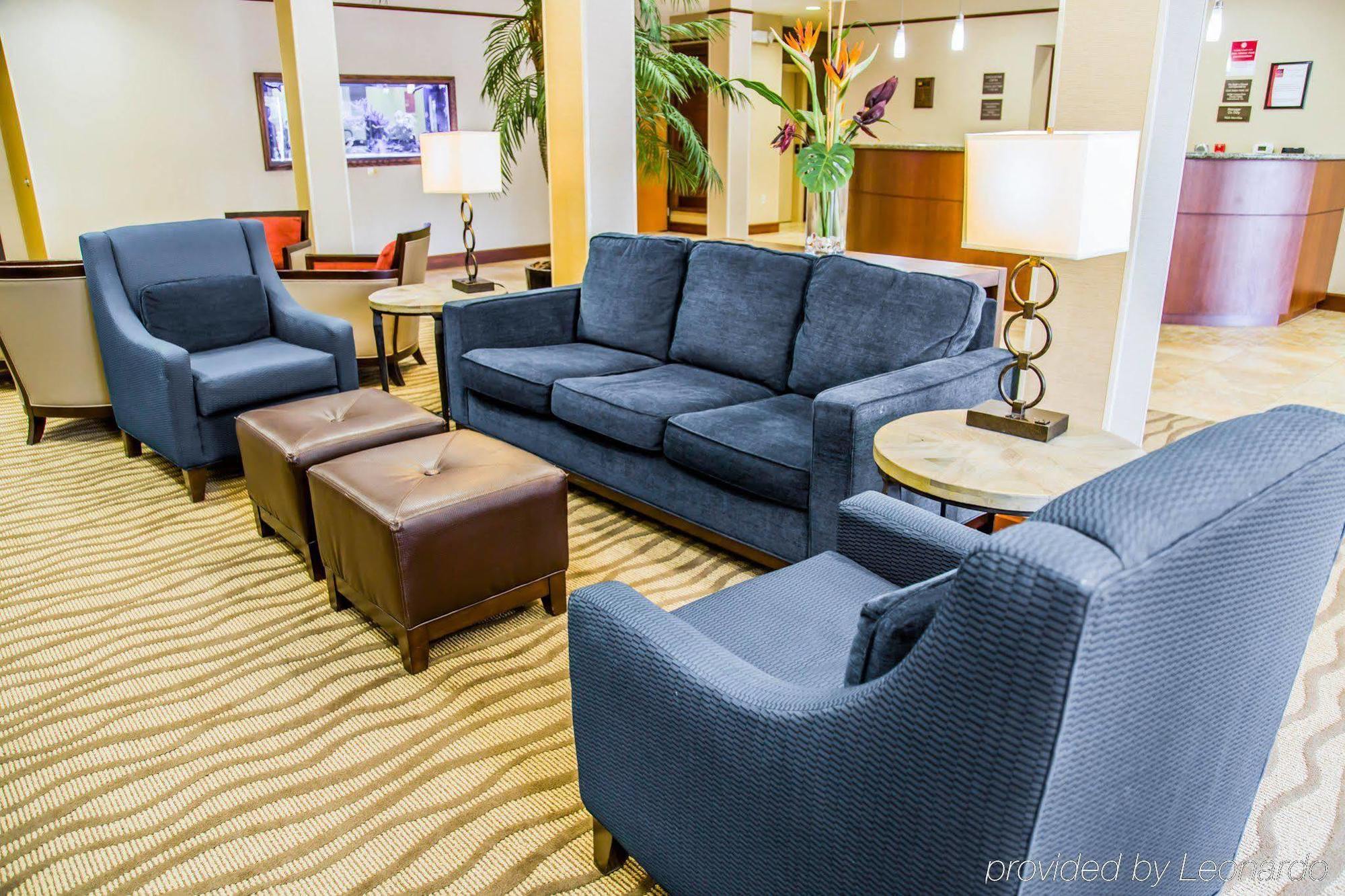 Comfort Suites Sarasota-Siesta Key Vamo Екстериор снимка